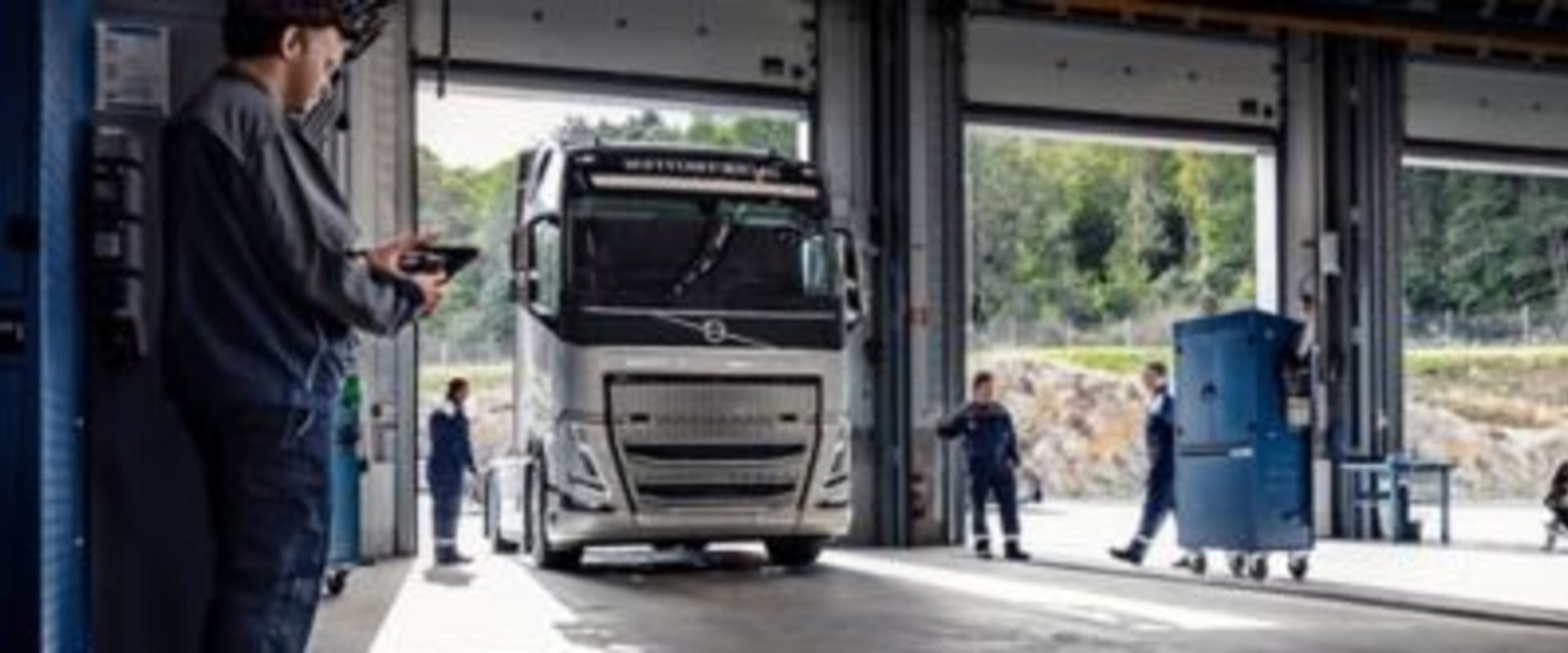 Tips for Minimizing Downtime in Truck Maintenance and Repair